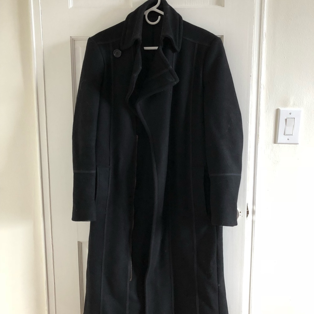Wool long coat by Dubuc size 38 fitted